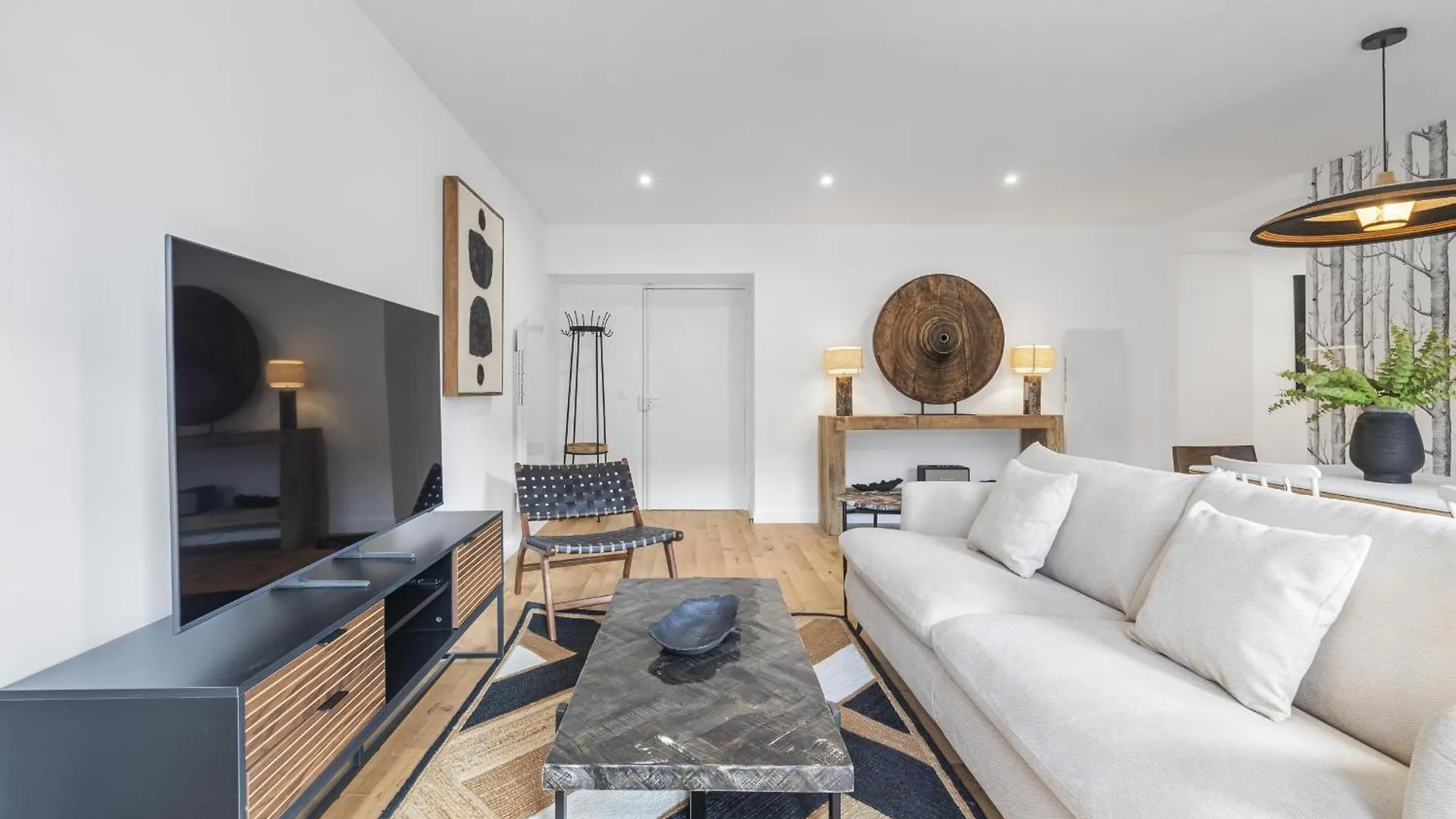Signature Apartment